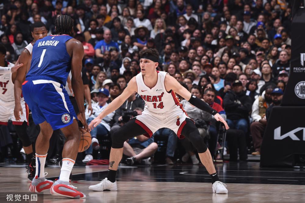 【NFL动态】德州人看好C.J.加德纳-约翰逊首周复出战公羊